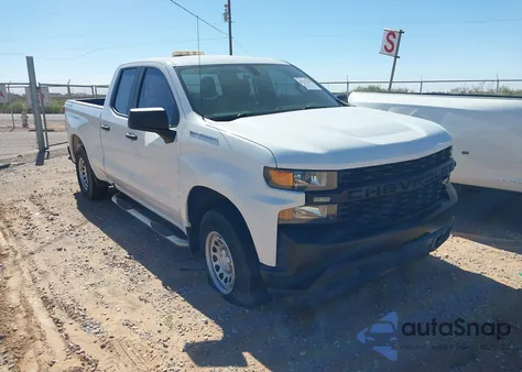 2021 Chevrolet Silverado 1500 4Wd Standard Bed Wt z USA, uszkodzony, nr VIN 1GCRYAEH4MZ113651